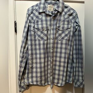 Men’s Ariat button down shirt